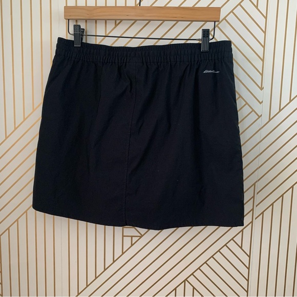 Eddie Bauer Skort cross over Wrap Skirt look drawstring waist built in shorts M - Picture 7 of 8